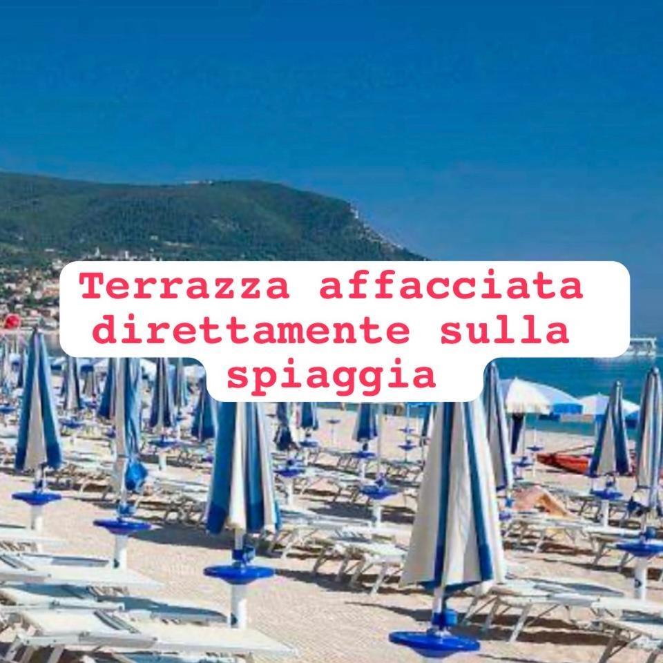 Conero Casa - Marcelli Di Numana In Via Litoranea 101 Sul Mare Vista Spiaggia Con Parcheggio Esclusivo Екстериор снимка